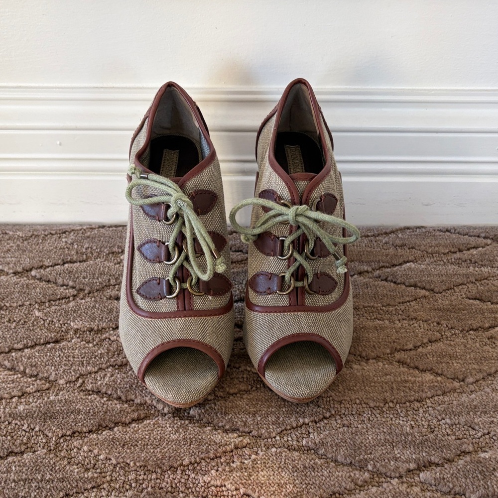 Banana Republic Lace-Up Heels
